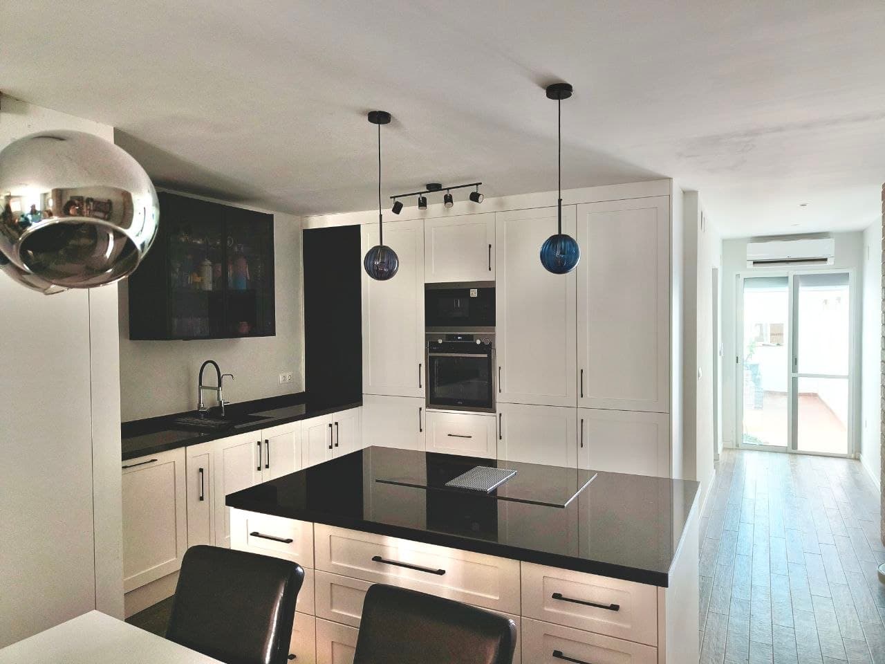 Cocina · Kitchen