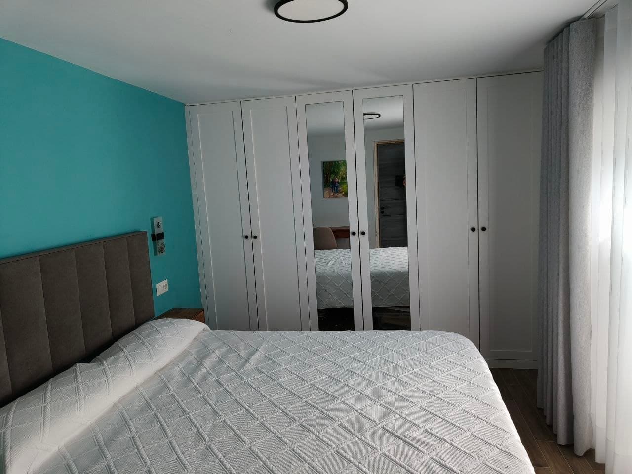 Dormitorio principal · Master bedroom